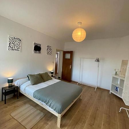 Appartement Dans Un Beau Quartier A Anderlecht Brussels Luaran gambar