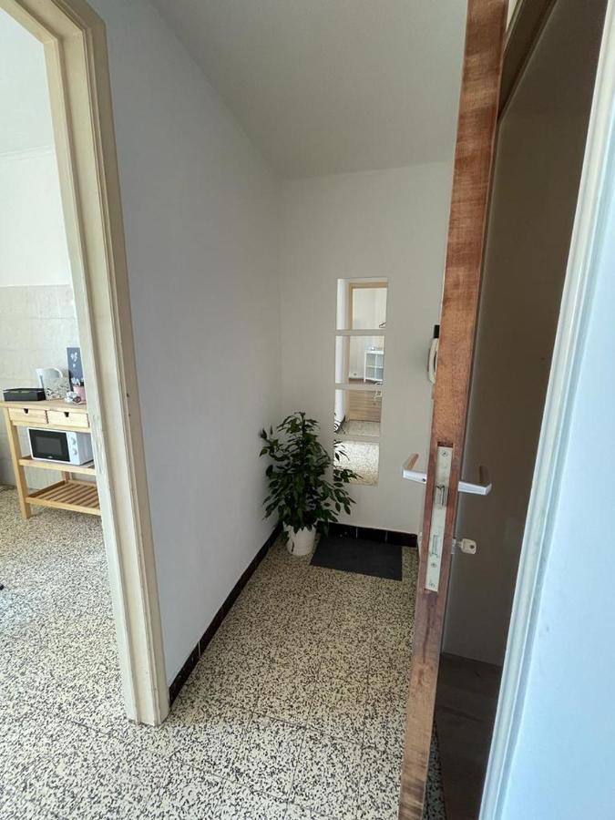 Appartement Dans Un Beau Quartier A Anderlecht Brussels Luaran gambar